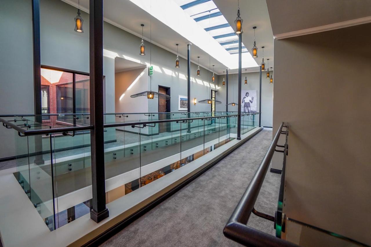 Sanctuary Mandela Otel Johannesburg Dış mekan fotoğraf